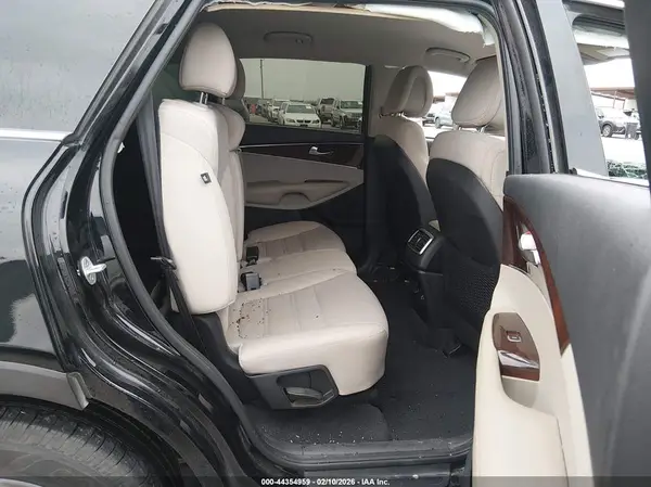 5XYPG4A58GG094743 2016 KIA SORENTO - Image 8