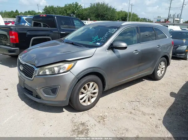 5XYPG4A58GG110441 2016 KIA SORENTO - Image 2