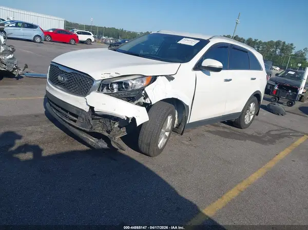 5XYPG4A58HG187490 2017 KIA SORENTO - Image 2