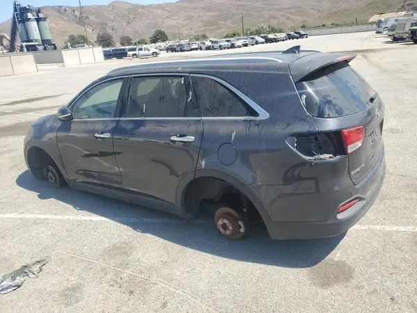5XYPG4A58HG223095 2017 KIA SORENTO - Image 2