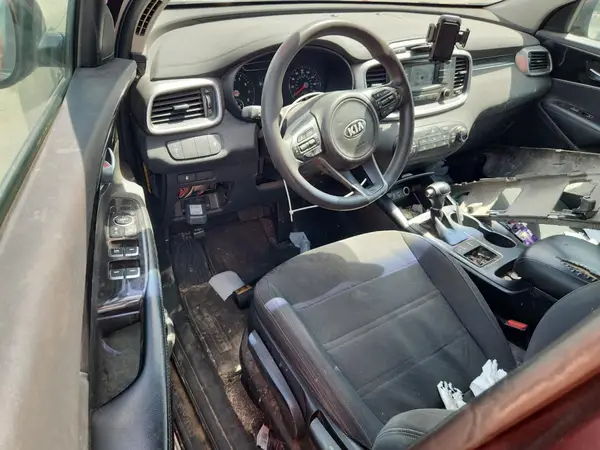 5XYPG4A58HG223954 2017 KIA SORENTO - Image 8
