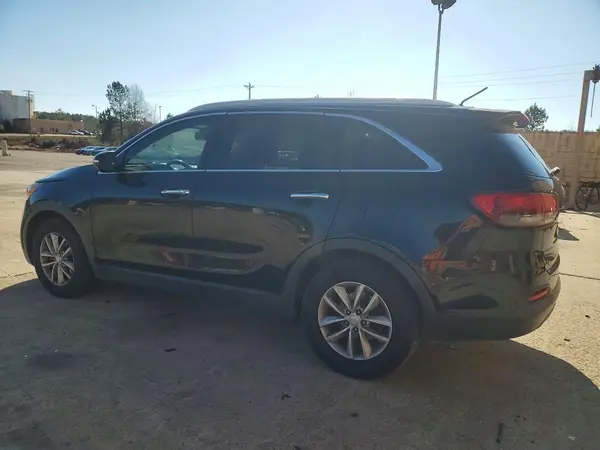 5XYPG4A58HG224473 2017 KIA SORENTO - Image 2