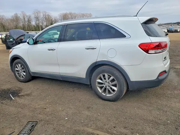 5XYPG4A58HG227583 2017 KIA SORENTO - Image 2