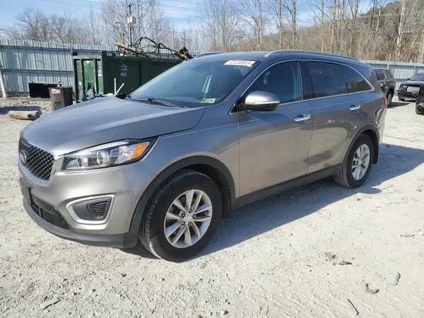 5XYPG4A58HG231519 2017 KIA SORENTO - Image 1