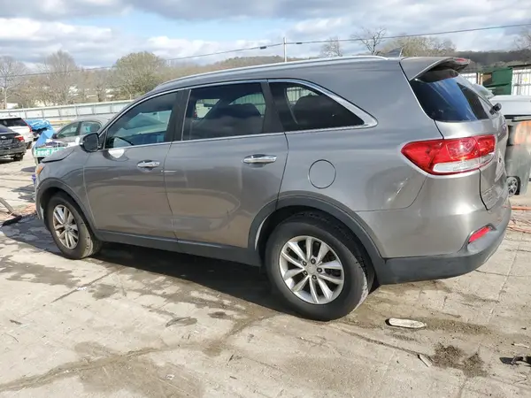 5XYPG4A58HG235943 2017 KIA SORENTO - Image 2
