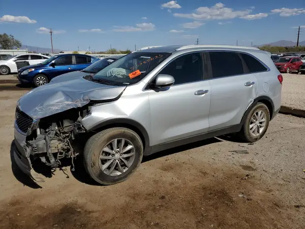 5XYPG4A58HG236008 2017 KIA SORENTO - Image 1