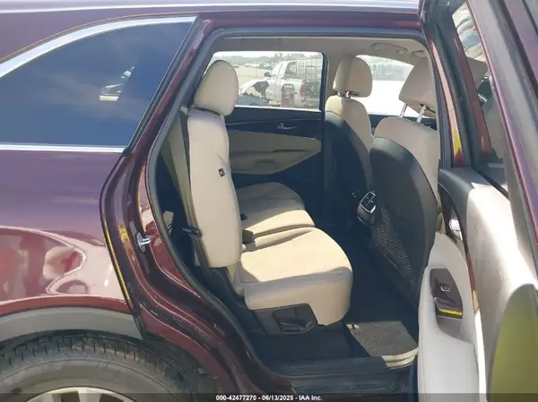 5XYPG4A58HG319048 2017 KIA SORENTO - Image 8