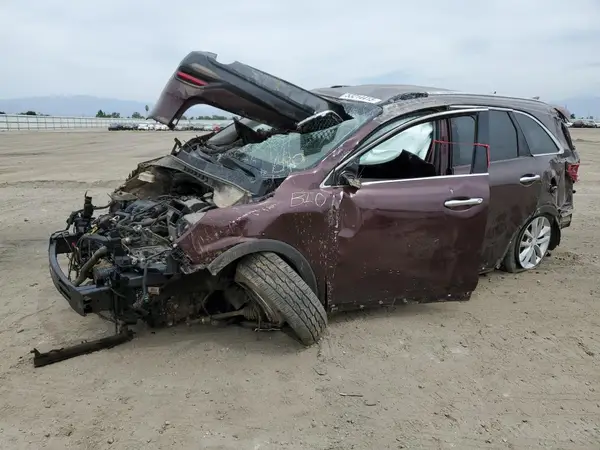 5XYPG4A58JG357658 2018 KIA SORENTO - Image 2