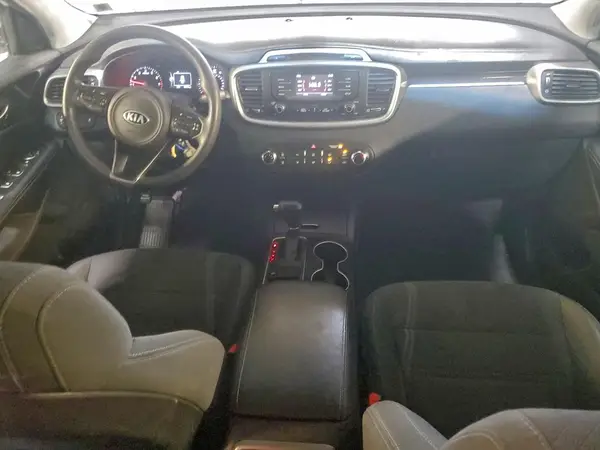 5XYPG4A58JG361984 2018 KIA SORENTO - Image 8