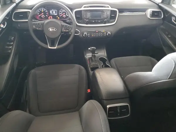 5XYPG4A58JG368840 2018 KIA SORENTO - Image 8