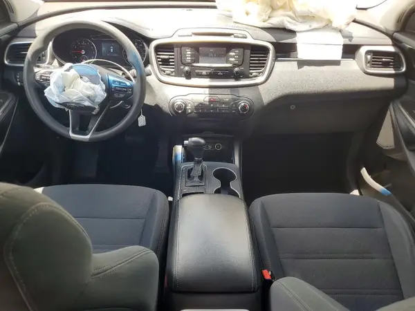 5XYPG4A58JG394760 2018 KIA SORENTO - Image 8