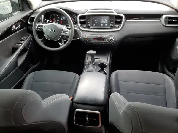 5XYPG4A58KG436099 2019 KIA SORENTO - Image 8