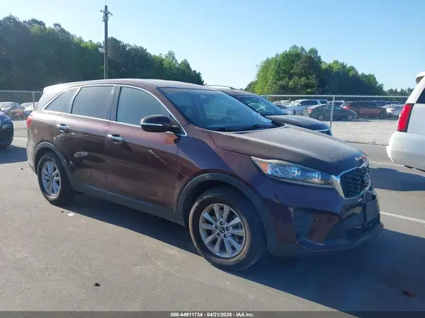 5XYPG4A58KG476070 2019 KIA SORENTO - Image 1