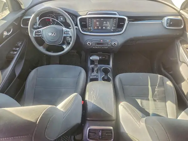 5XYPG4A58KG477638 2019 KIA SORENTO - Image 8