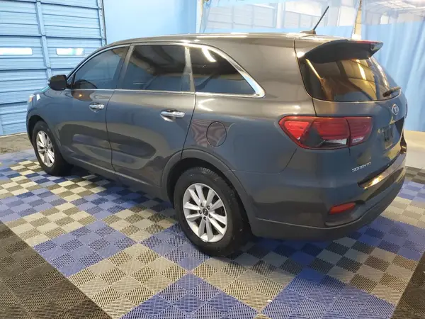 5XYPG4A58KG484251 2019 KIA SORENTO - Image 2