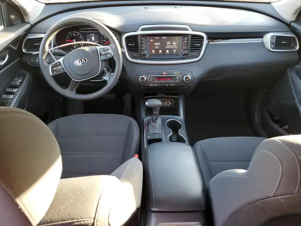 5XYPG4A58KG485349 2019 KIA SORENTO - Image 8