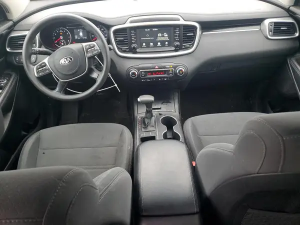 5XYPG4A58KG486999 2019 KIA SORENTO - Image 8