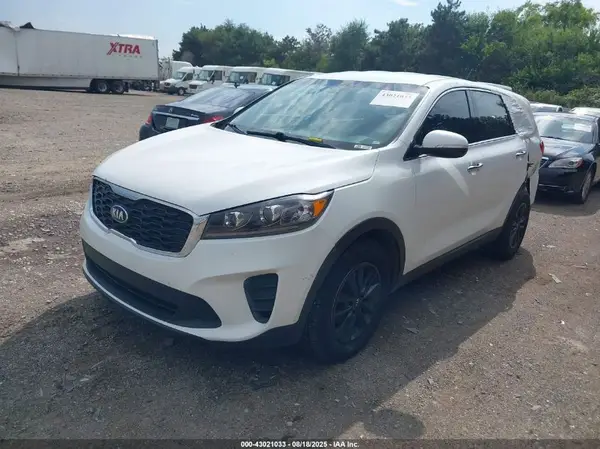 5XYPG4A58KG488459 2019 KIA SORENTO - Image 2