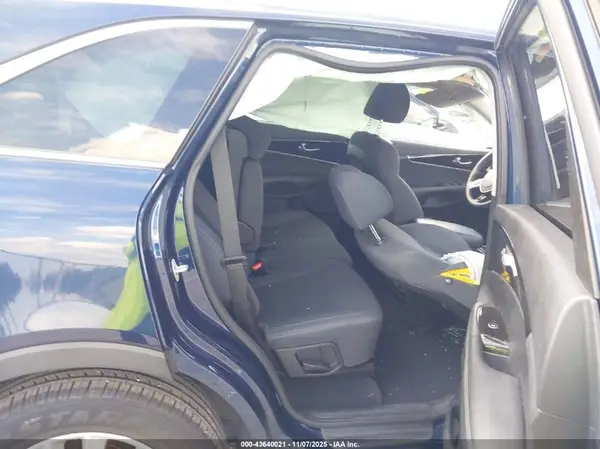5XYPG4A58KG495315 2019 KIA SORENTO - Image 8