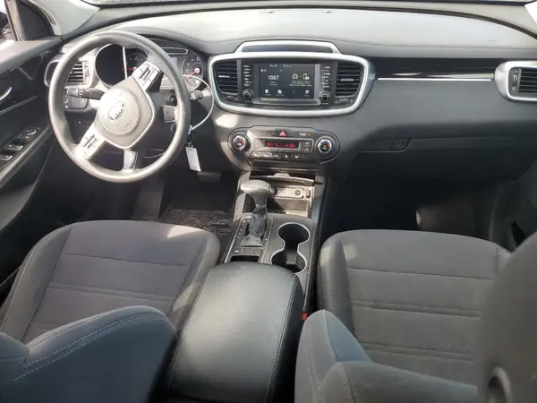 5XYPG4A58KG553262 2019 KIA SORENTO - Image 8