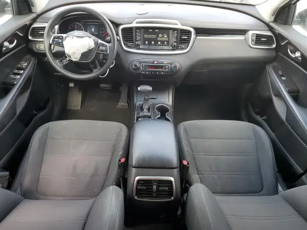 5XYPG4A58KG559076 2019 KIA SORENTO - Image 8