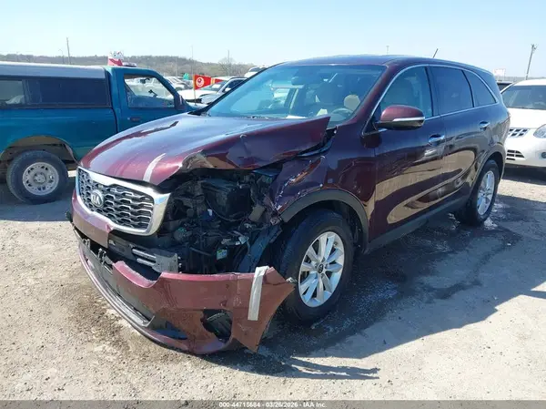5XYPG4A58KG559353 2019 KIA SORENTO - Image 2