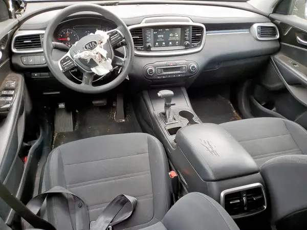 5XYPG4A58KG560079 2019 KIA SORENTO - Image 8