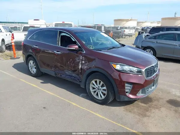 5XYPG4A58KG565461 2019 KIA SORENTO - Image 1