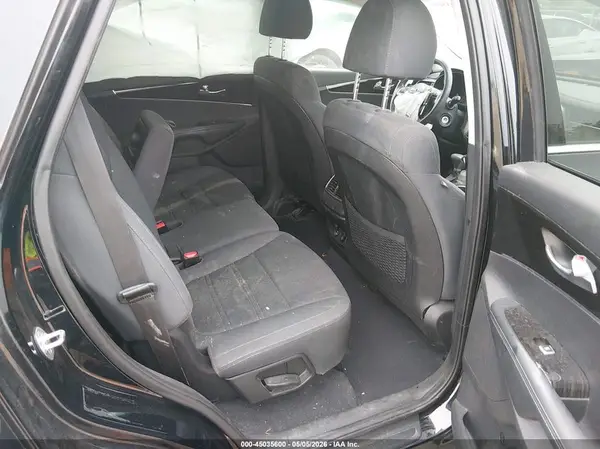 5XYPG4A58KG576685 2019 KIA SORENTO - Image 8