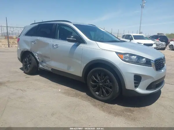 5XYPG4A58KG597729 2019 KIA SORENTO - Image 1