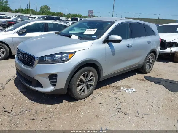 5XYPG4A58LG669899 2020 KIA SORENTO - Image 2