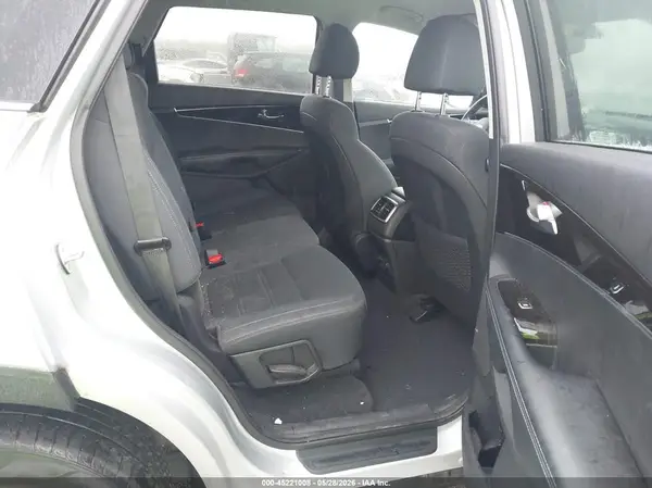 5XYPG4A58LG680336 2020 KIA SORENTO - Image 8