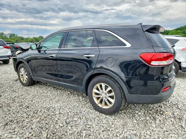 5XYPG4A59GG002247 2016 KIA SORENTO - Image 2