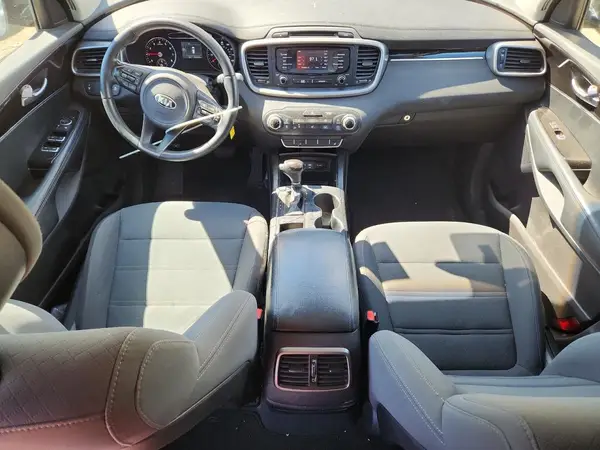 5XYPG4A59GG005326 2016 KIA SORENTO - Image 8