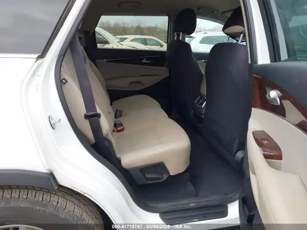5XYPG4A59GG053750 2016 KIA SORENTO - Image 8