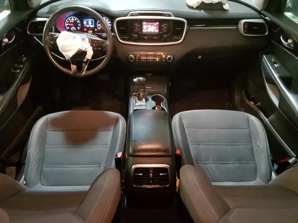 5XYPG4A59GG070161 2016 KIA SORENTO - Image 8
