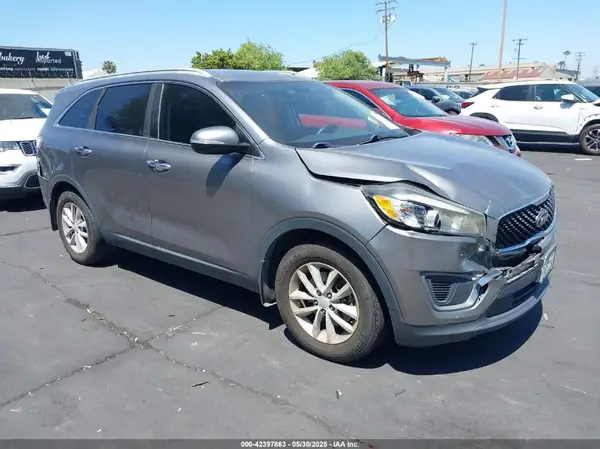 5XYPG4A59GG072430 2016 KIA SORENTO - Image 1