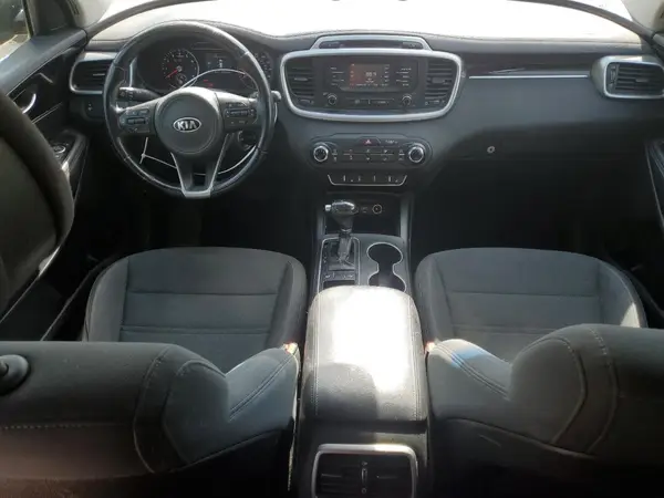 5XYPG4A59GG104969 2016 KIA SORENTO - Image 8
