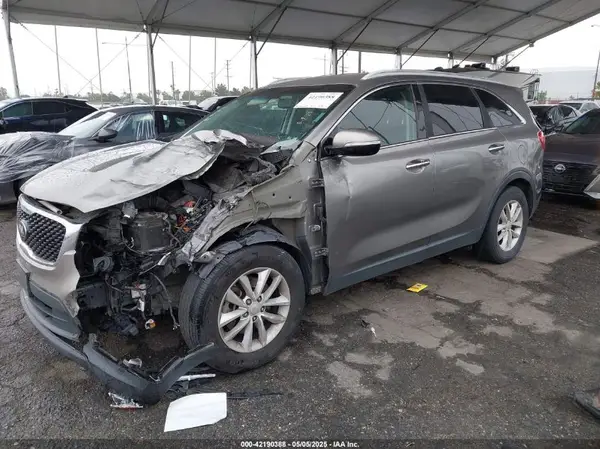 5XYPG4A59GG111016 2016 KIA SORENTO - Image 2