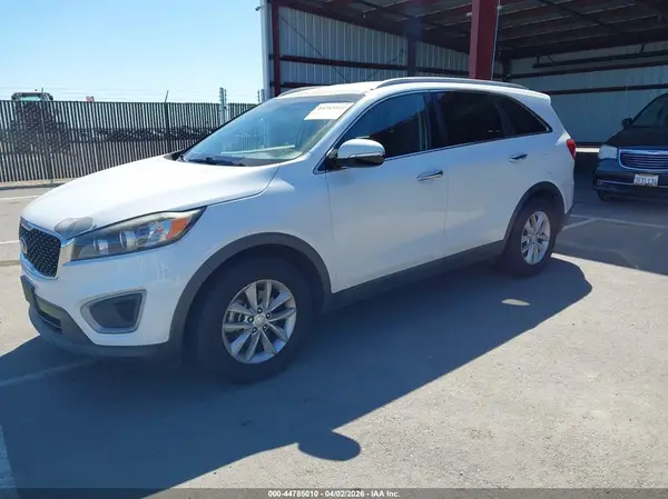 5XYPG4A59GG151449 2016 KIA SORENTO - Image 2