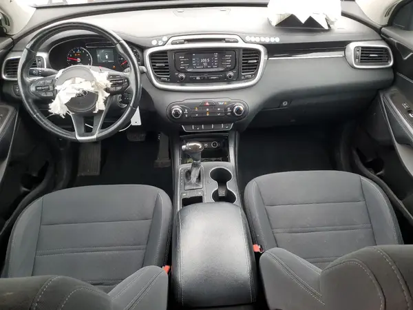 5XYPG4A59GG162760 2016 KIA SORENTO - Image 8