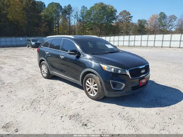 5XYPG4A59HG188969 2017 KIA SORENTO - Image 1