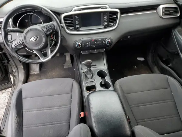 5XYPG4A59HG200246 2017 KIA SORENTO - Image 8