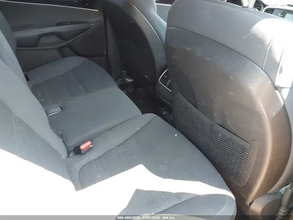 5XYPG4A59HG200554 2017 KIA SORENTO - Image 8