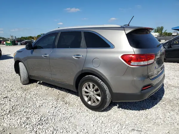 5XYPG4A59HG200649 2017 KIA SORENTO - Image 2