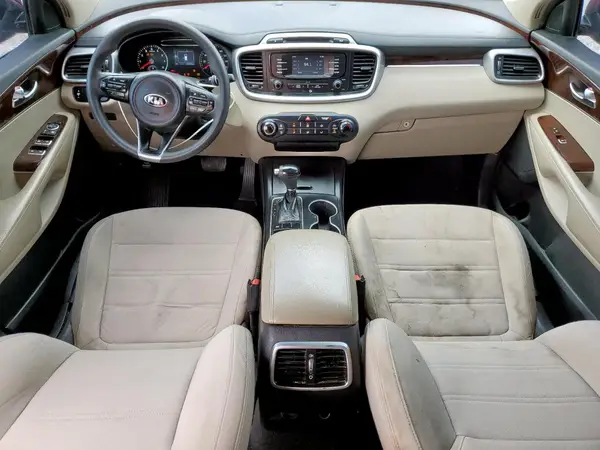 5XYPG4A59HG215376 2017 KIA SORENTO - Image 8