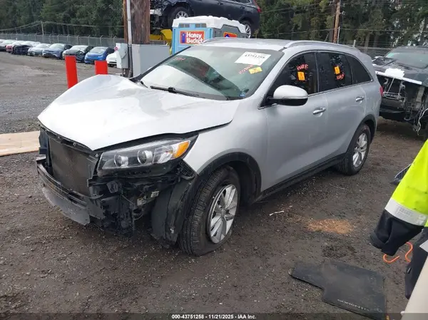 5XYPG4A59HG220433 2017 KIA SORENTO - Image 2