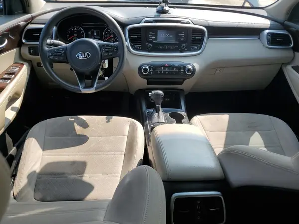 5XYPG4A59HG224482 2017 KIA SORENTO - Image 8