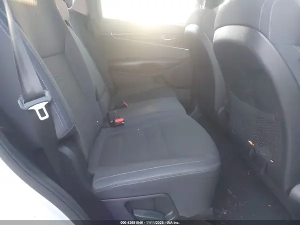 5XYPG4A59HG288540 2017 KIA SORENTO - Image 8