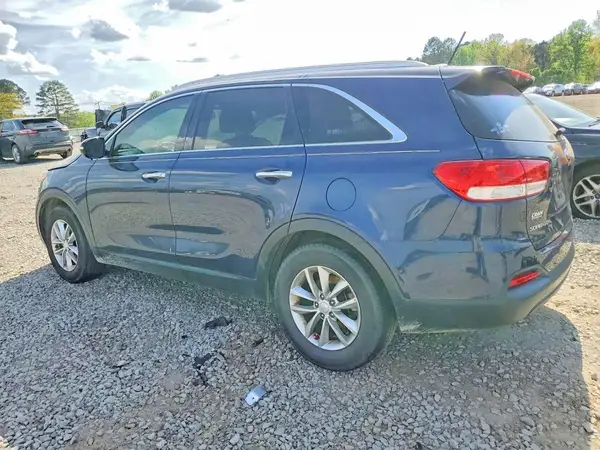 5XYPG4A59HG311296 2017 KIA SORENTO - Image 2